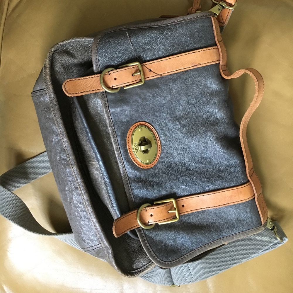Fossil cross-body bag
