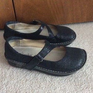 Algeria size 39 shoes