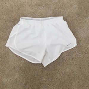 White nike running shorts