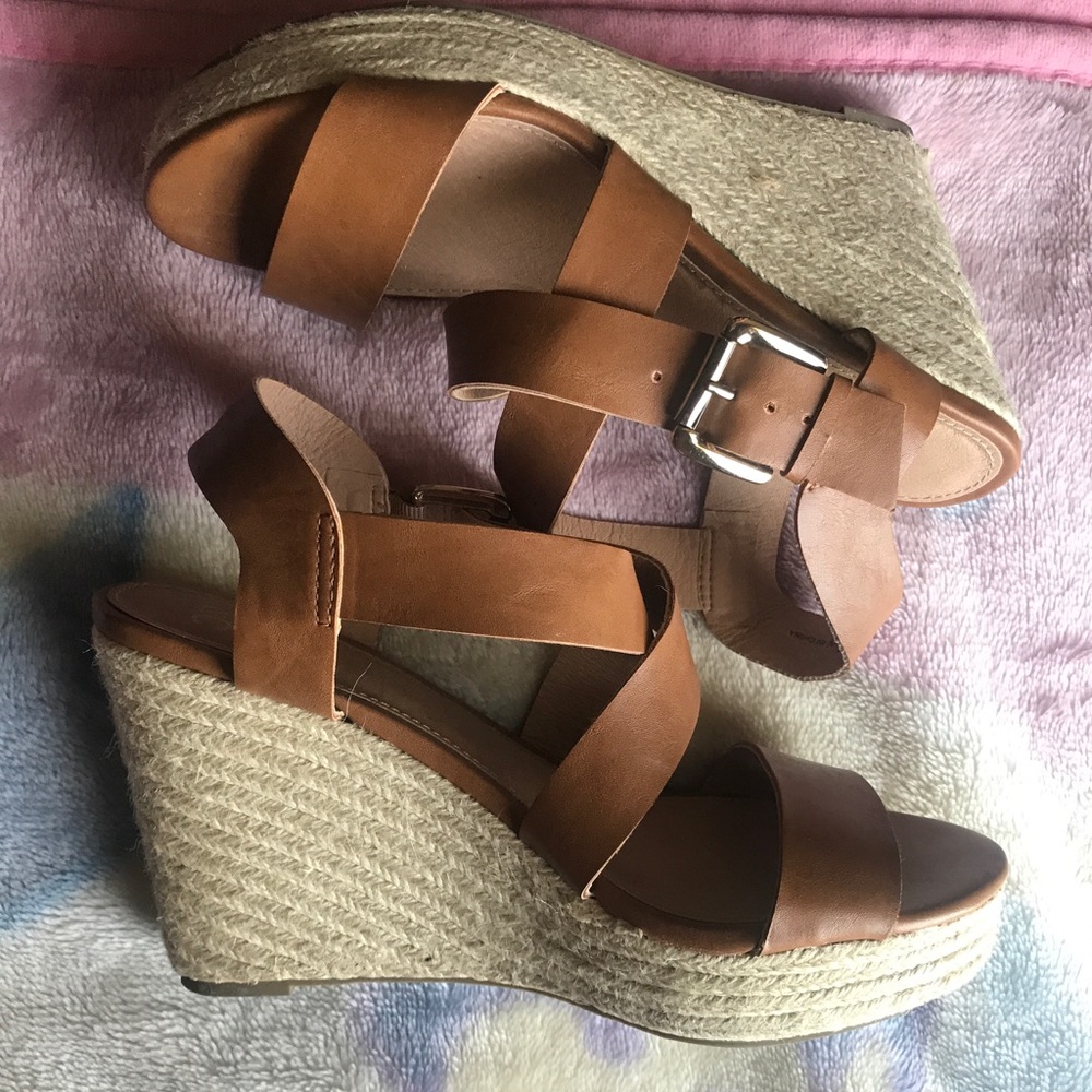 New Wedges from New York & Company 😉