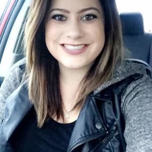 Meet your Posher, Angela