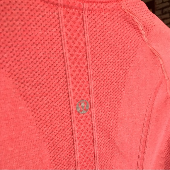 SOLD. Lululemon Athletica Run Swiftly Tech 1/2 Zip - Picture 4 of 5