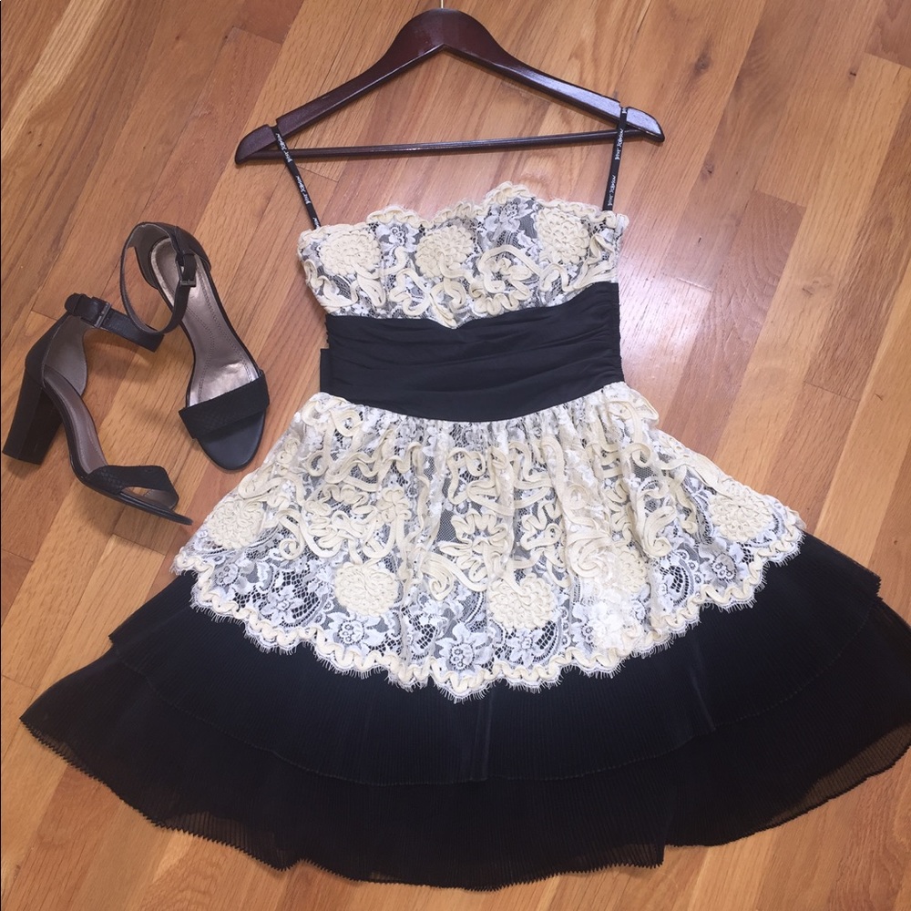 Worn ONCE Betsey Johnson Black & Creme Lace Dress - Picture 1 of 8