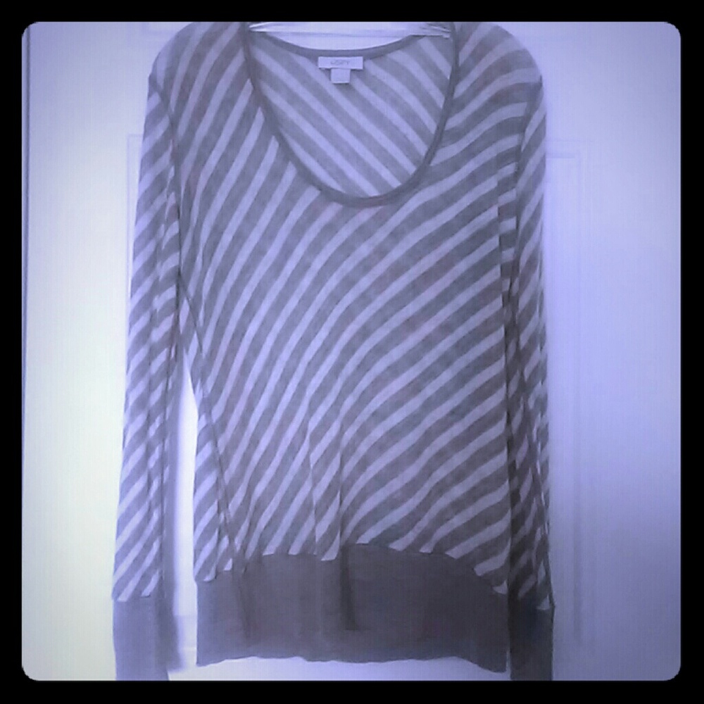 Long sleeve thin sweater