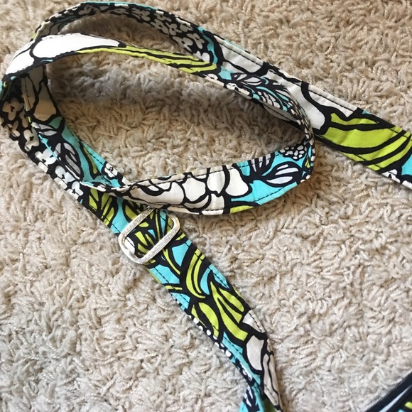 Vera Bradley crossbody - Picture 5 of 5