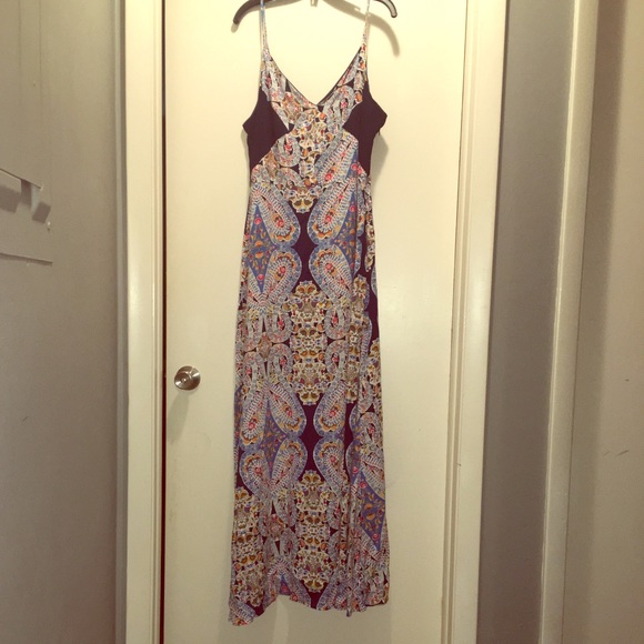 Cute Maxi dress NWT - Picture 1 of 4
