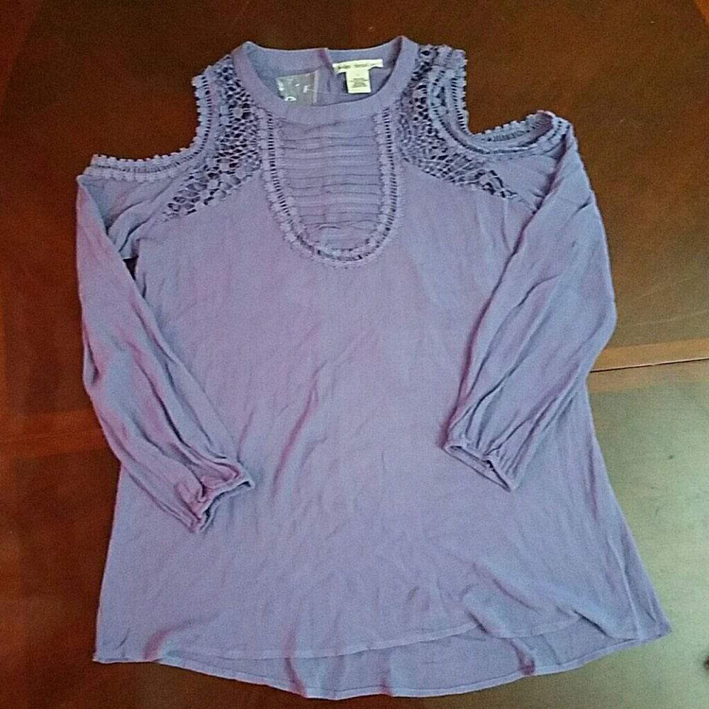 Long Sleeve Cold Shoulder Crocheted top