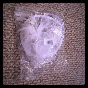 Brand new derby fascinator