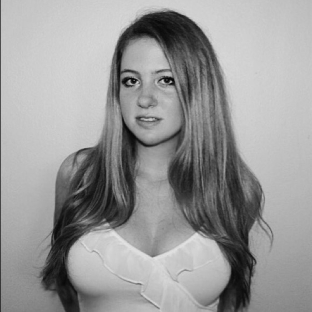 Meet your Posher, Julia