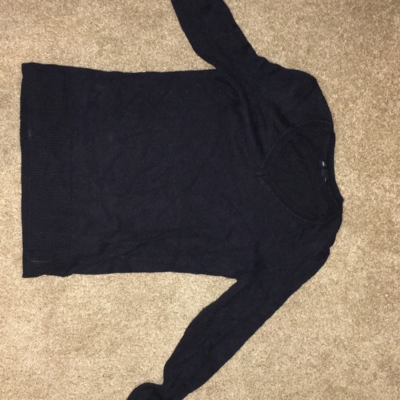 Navy GAP sweater, size S, very gently used - Picture 1 of 4
