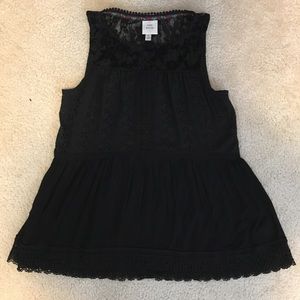 Knox Rose lace sleeveless blouse