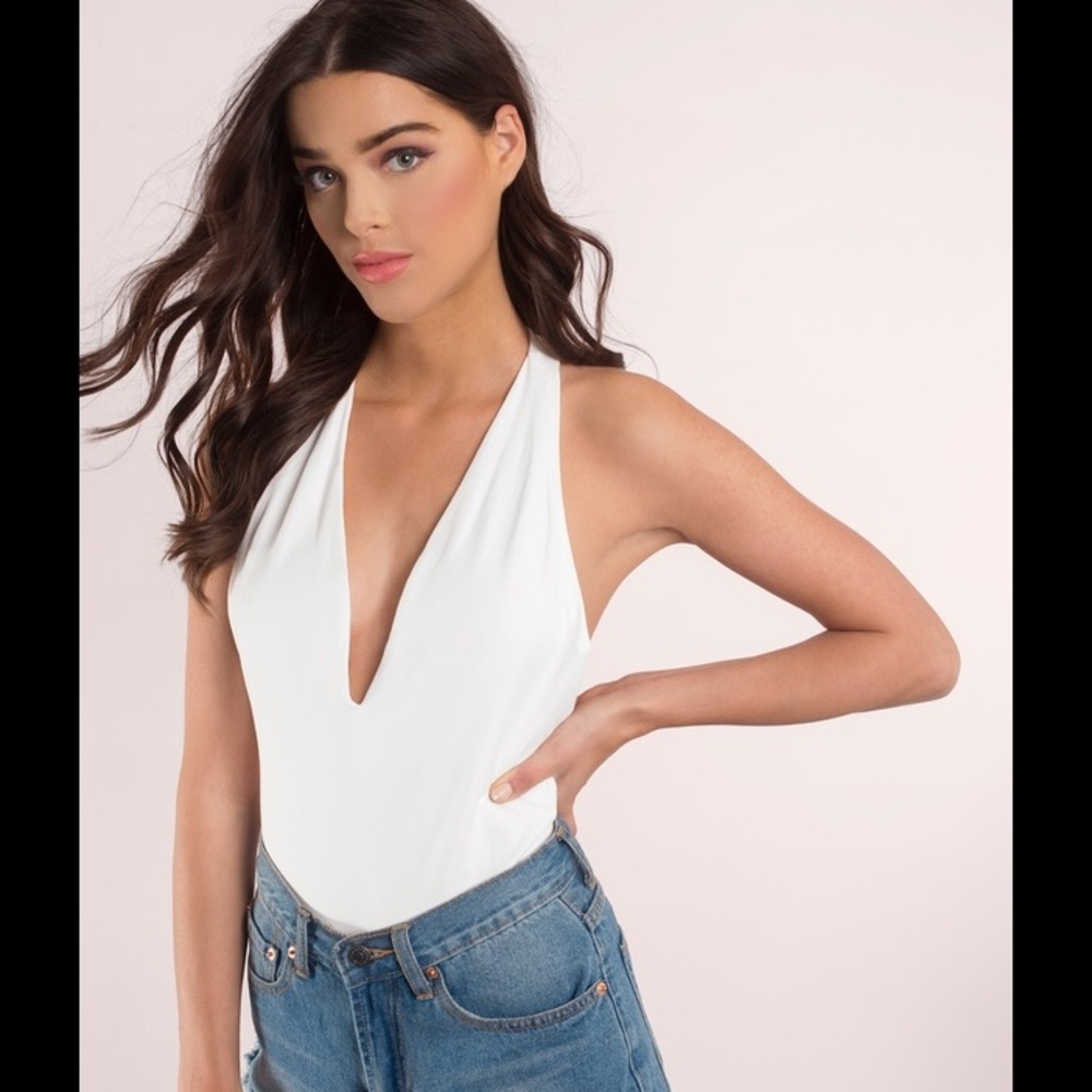 White V neck bodysuit