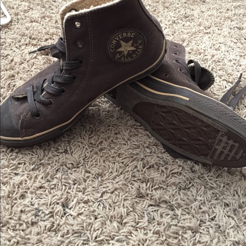 Lined Hi-Top Converse