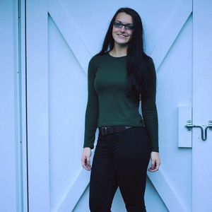 Meet your Posher, Macey