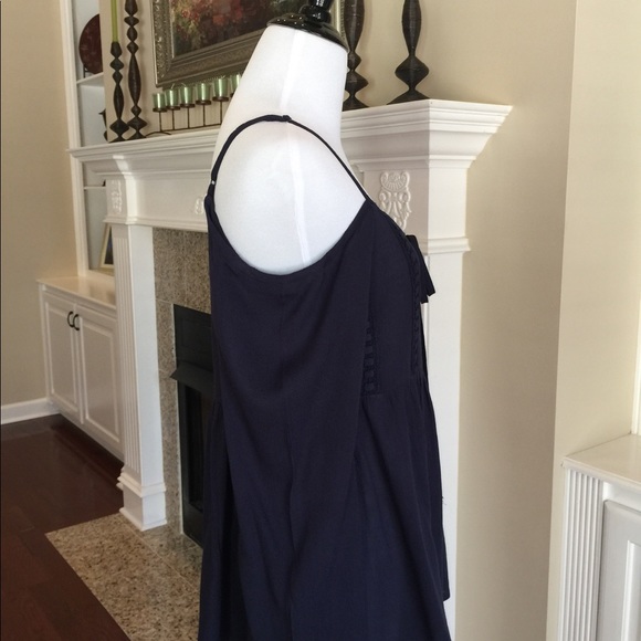 $4.99 Shipping NWT Navy Cold-Shoulder Boho Top - Picture 5 of 7