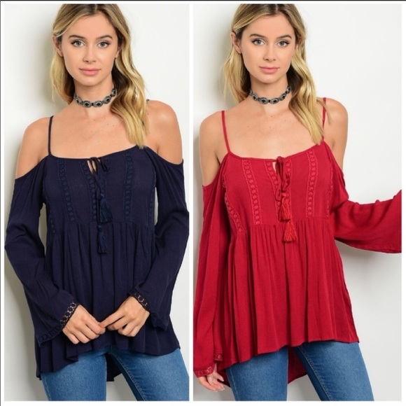 $4.99 Shipping NWT Navy Cold-Shoulder Boho Top - Picture 7 of 7