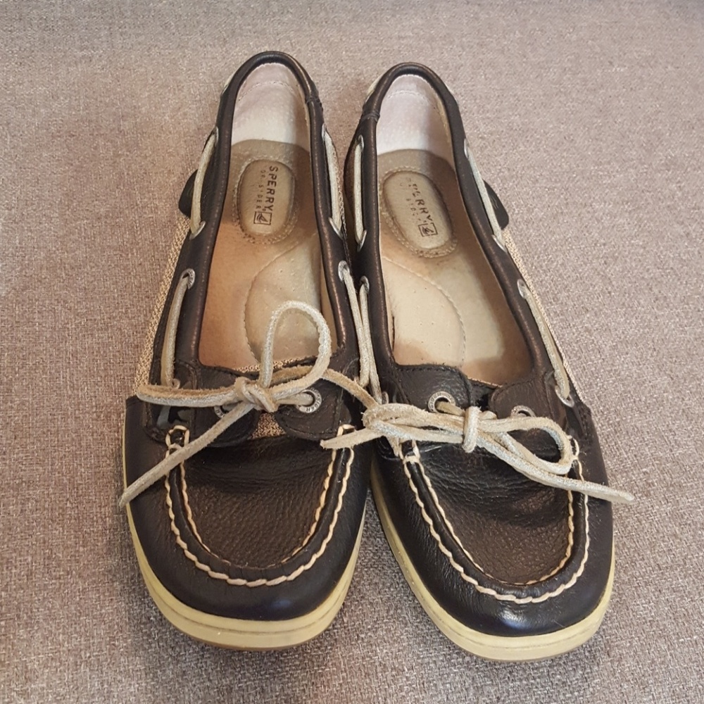 Sperry topsider boat shoes