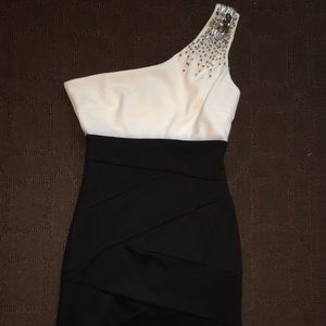 Elegant one shoulder dress