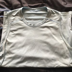 Lululemon men's workout tank