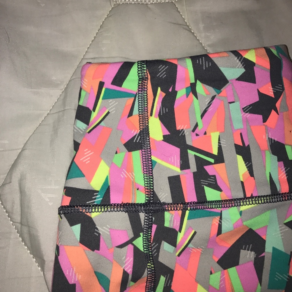 BRAND NEW VS SPORT KNOCKOUT LEGGINGS 💪🏼