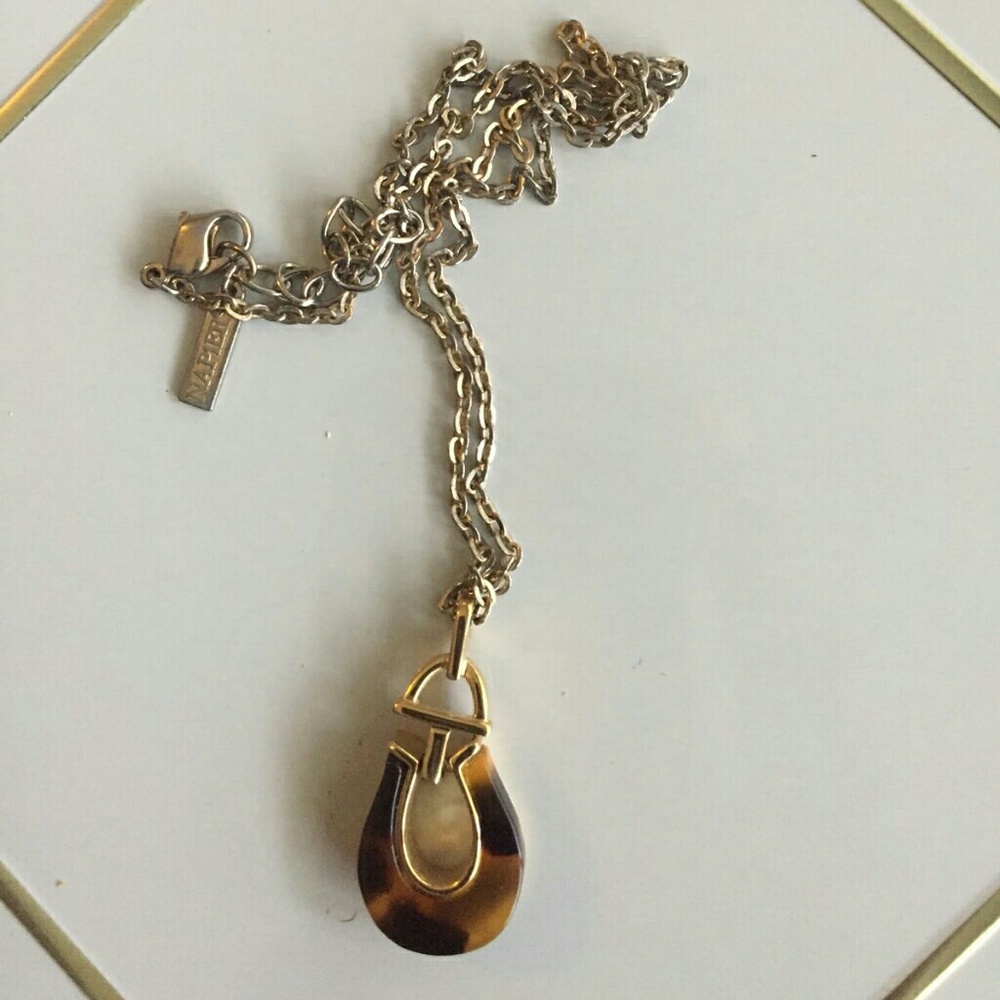 Classy Napier Horseshoe necklace