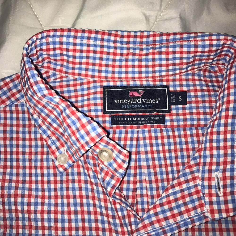 NEW VINEYARD VINES BUTTON DOWN