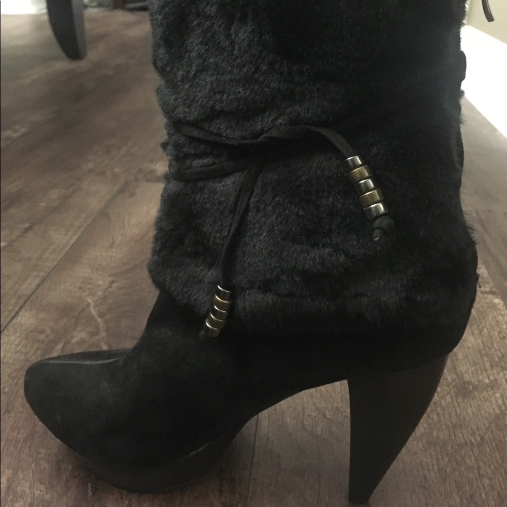 💋NWOB 💋TWO LIPS BOOTS!!!