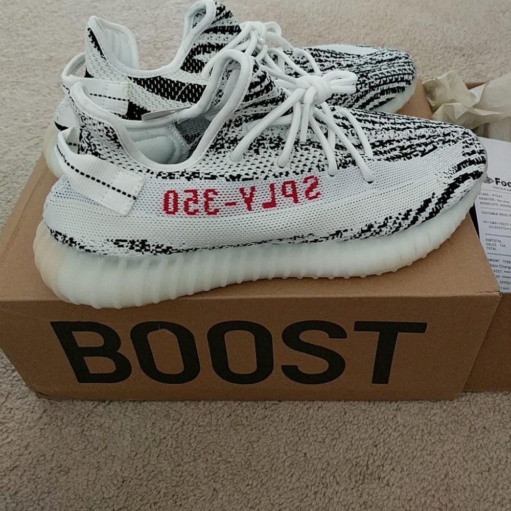 Yeezy Boost 350 V2 Zebra UA