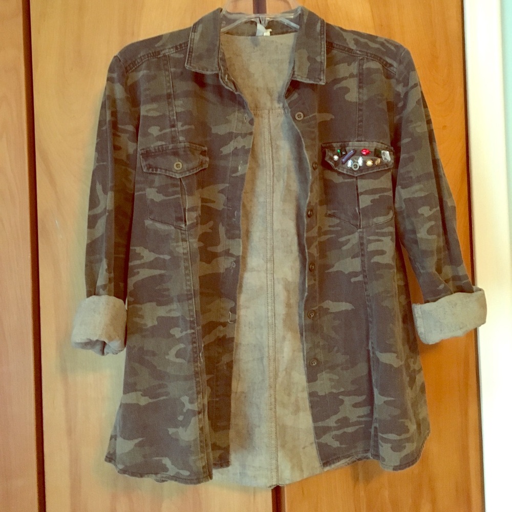 Camo button up
