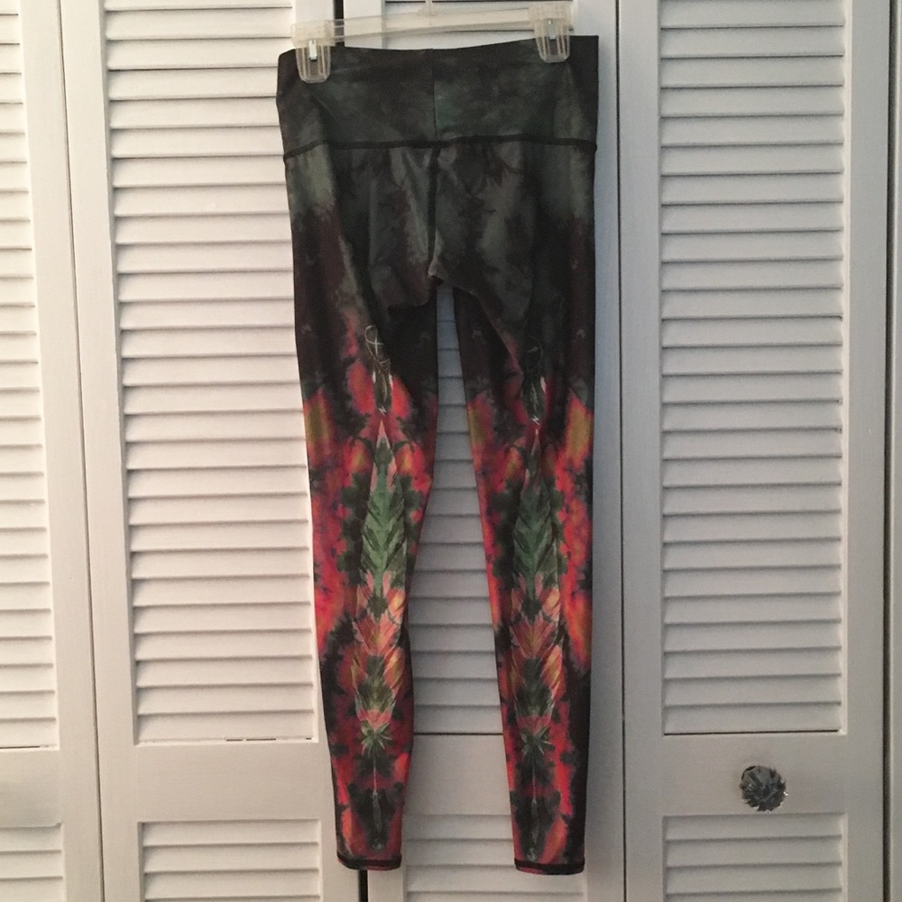 Teeki Eagle Feather Green Hot Pant