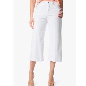 7 Seven for All Mankind Cropped white Dojo jeans