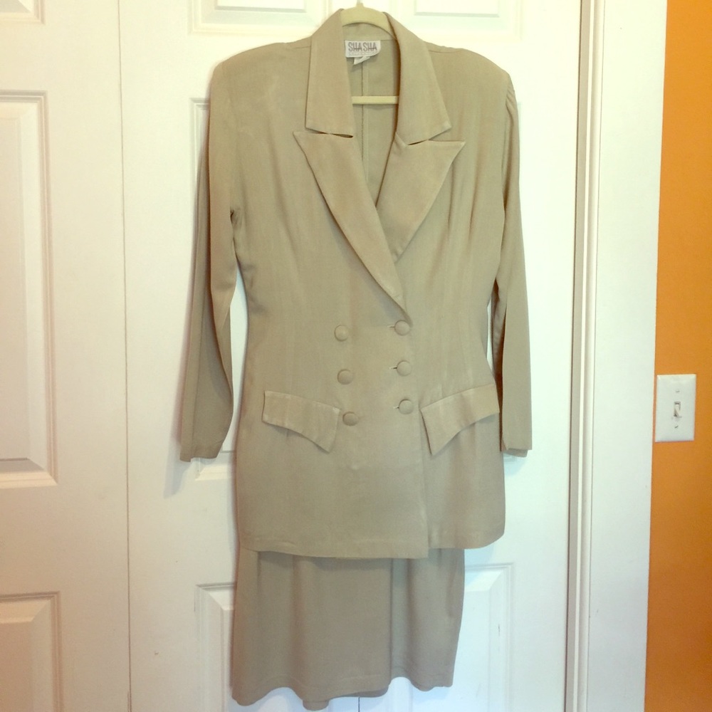 SHA SHA Beautiful Skirt & Dbl Brstd Blazer