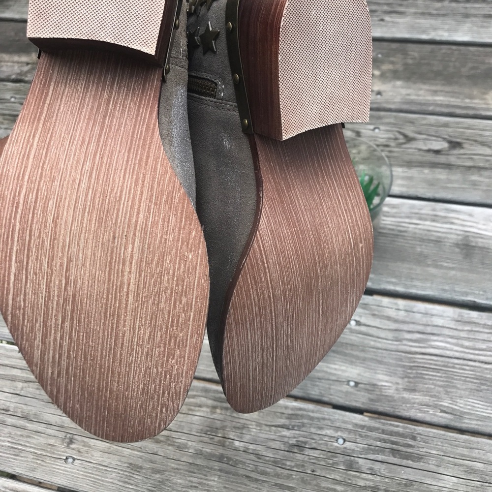 ✨Host Pick 3/20✨Leather Short Studded Ankle Boots - Picture 8 of 8