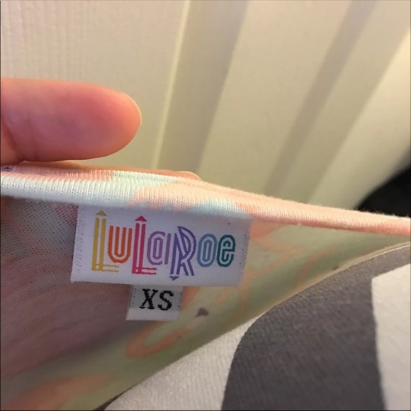 Lularoe irma Xs - Picture 3 of 3