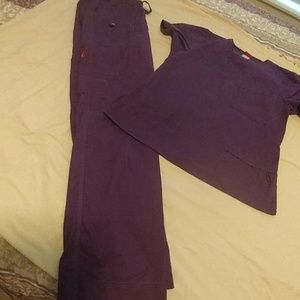 Dickies Scrubs