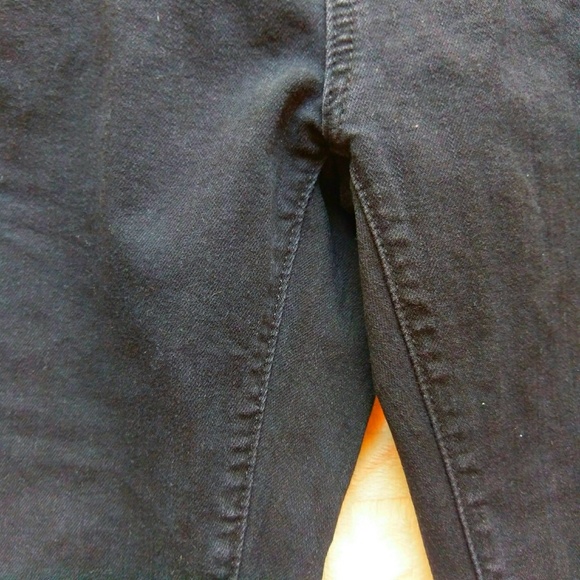 🍒HOST PICK🍒Vineyard Vines skinny jeans - Picture 4 of 7