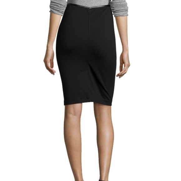 ❤️SOLD❤️ Vince Faux Leather Trimmed Pencil Skirt 2 - Picture 2 of 8