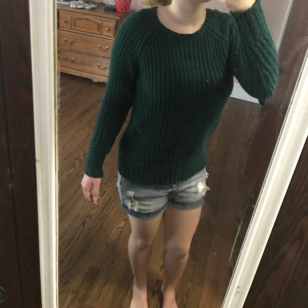American Eagle Forest Green Sweater