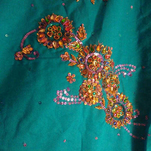 90% off Brand new turquoise and purple salwar kameez! - Picture 2 of 8