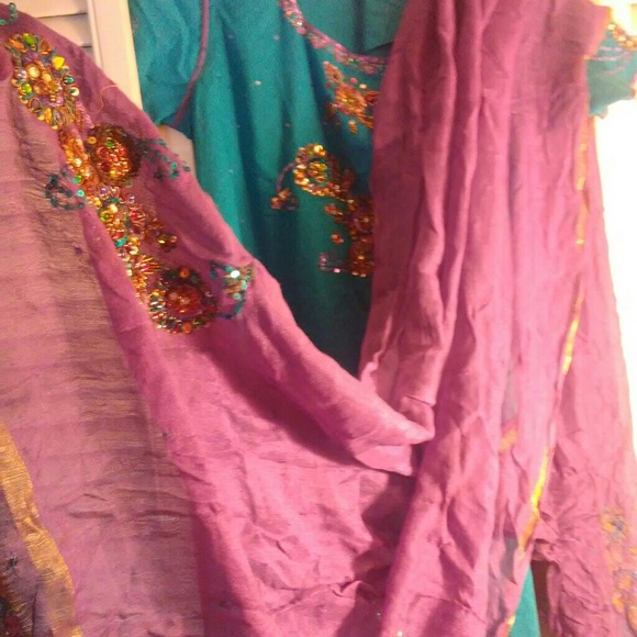 90% off Brand new turquoise and purple salwar kameez! - Picture 8 of 8