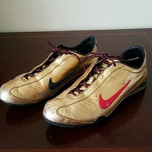 Nike Gold Rival Shox