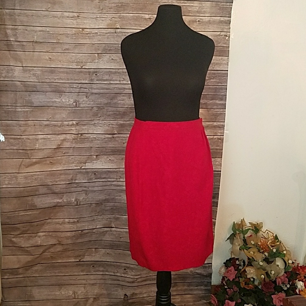 Dana Buchman Red Wrap Skirt Mid Length