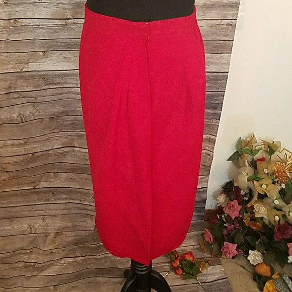 Dana Buchman Red Wrap Skirt Mid Length - Picture 3 of 8