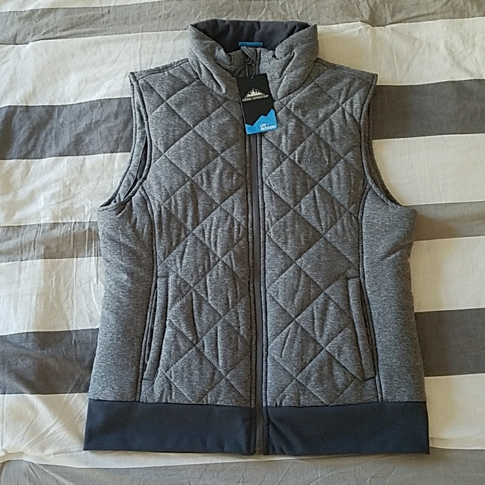 NWT Gray Puffer Vest