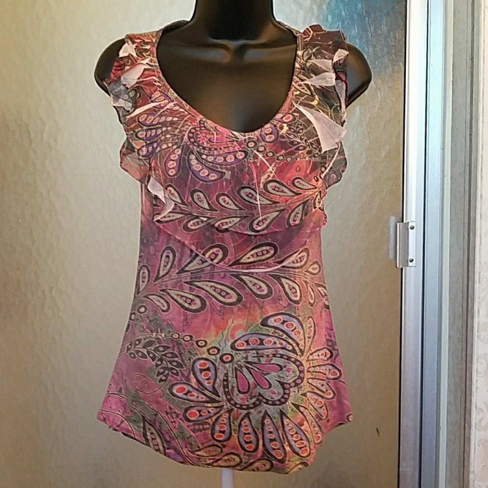 Sleeveless blouse