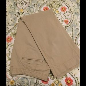 Old Navy khaki chino pants size 20
