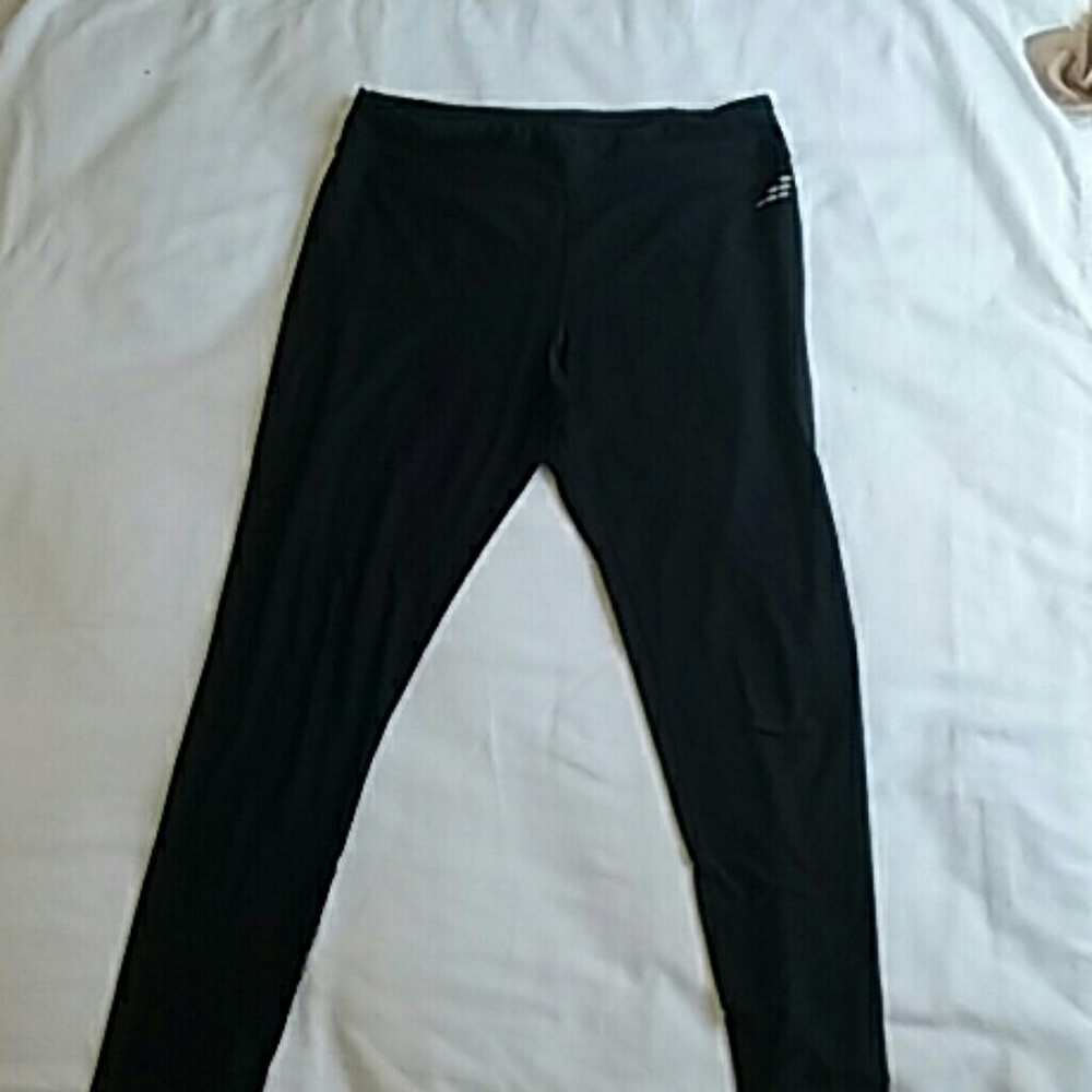 Black workout leggings