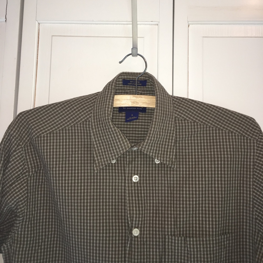 ✨LIKE NEW MENS CLUB ROOM SHIRT✨