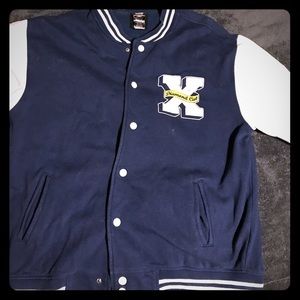 Diamond cut straight edge jacket