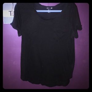 H&M black tee